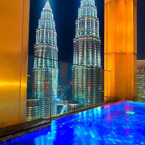 Crown Tropicana Klcc Center شقة